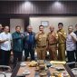 Kunjungan Jajaran Kemenkop UKM RI diterima oleh Pj Bupati Garut, Barnas Adjidin, di Kantor Bupati Garut, Jalan Pembangunan, Kecamatan Tarogong Kidul, Kabupaten Garut, Senin (05/02/2024)