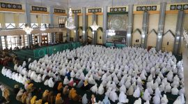 Pelaksanaan Peringatan Isra Mi'raj Nabi Muhammad SAW Tk. Kab Garut Tahun 1445 H/2024 M bertempat di Mesjid Agung Garut, Kecamatan Garut Kota, Kabupaten Garut pada Senin (5/2/2024). 