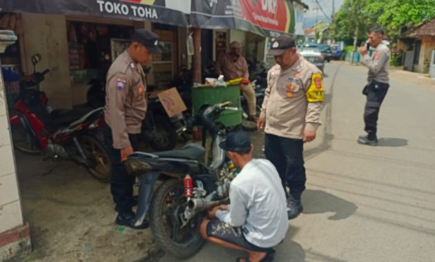 Polsek Wanaraja Razia Knalpot Tidak Sesuai Spesifik Ada Sekitar 5 Knalpot Disita