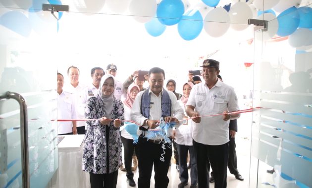 Peningkatan Pelayanan Jadi Fokus Utama, Pj Bupati Garut Resmikan Kantor Kecamatan Pangatikan