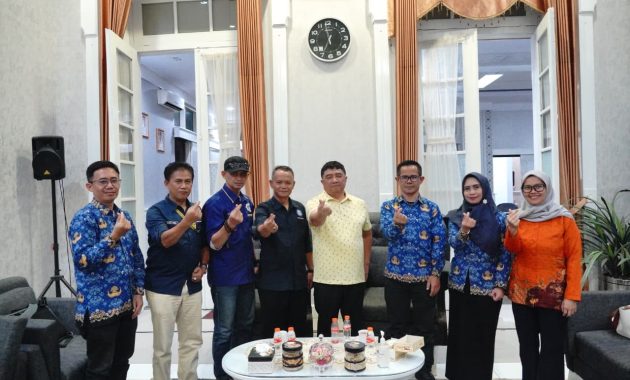 Pemkab Garut Gandeng F-Buminu Sarbumusi untuk Pulangkan PMI Terlantar di Arab Saudi