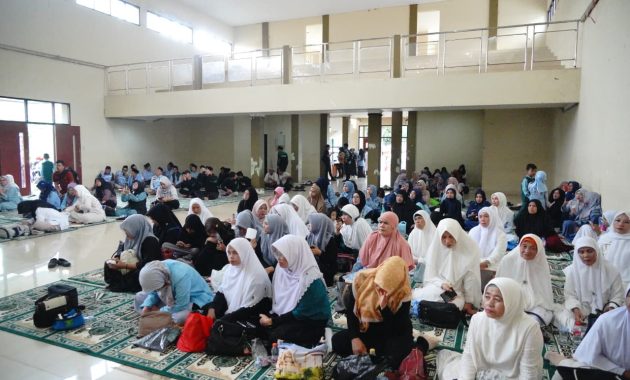 Bupati Garut Dorong BKPRMI Perkuat Peran Masjid sebagai Pusat Pembinaan Generasi Muda di Tengah Gempuran Digital