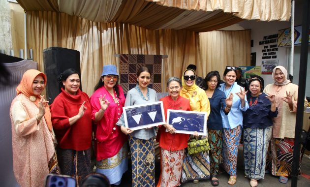 HWP Apresiasi Batik Garutan, Rayakan Hari Batik Nasional di Kampung Batik Paledang