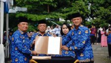 Penyerahan SK PPPK Paruh Waktu Tahun 2025