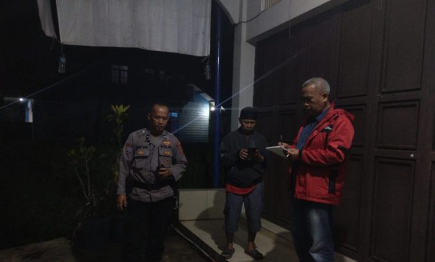 Polsek Bayongbong Sigap Evakuasi Korban Benturan Dua Motor di Jalan Raya Bayongbong–Garut