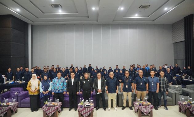 Perkuat Ekonomi Daerah dari Rumah Tangga, Bupati Garut Dorong Perbankan Hadir Lebih Inklusif