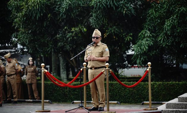 Sinergi Daerah Ditekankan, Bupati Garut Apresiasi Peraih Penghargaan Jabar dan Lepas Transmigran
