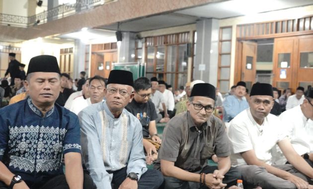 Malam Nuzulul Qur’an di Garut, Bupati Syakur Ajak Masyarakat Amalkan Nilai-Nilai Al-Qur’an