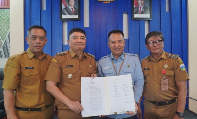 Bupati Garut Tekankan Perluasan Jaringan Air Minum dalam Rapat KPM Perumda Tirta Intan