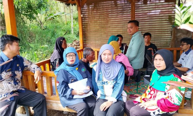 Disdukcapil Garut Hadirkan Layanan Adminduk untuk Difabel, Jemput Bola hingga ke Panti Sosial