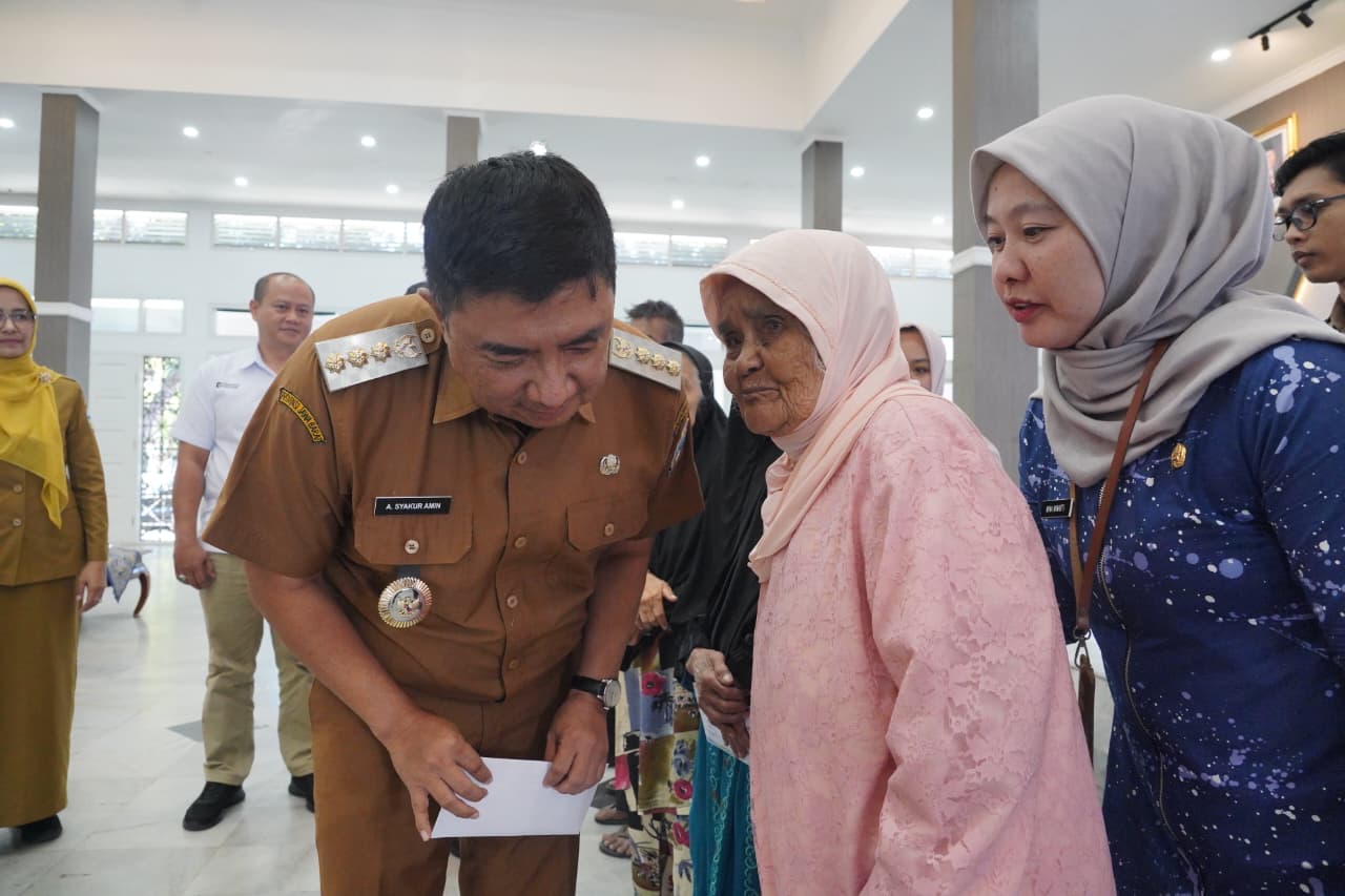 Pemkab Garut Luncurkan Balebat, Bantuan Khusus untuk Warga Miskin Ekstrem yang Belum Tersentuh Bansos