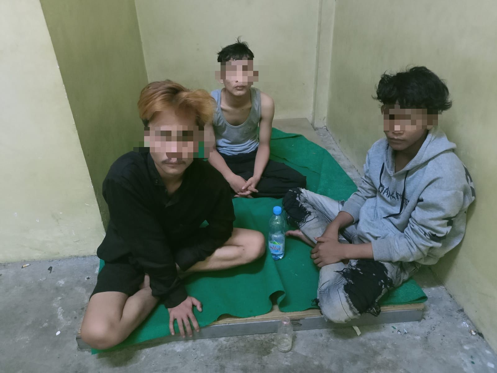 Polisi Amankan Tiga Pemuda Diduga Konsumsi Miras di Lokasi Hiburan Musik Karangpawitan