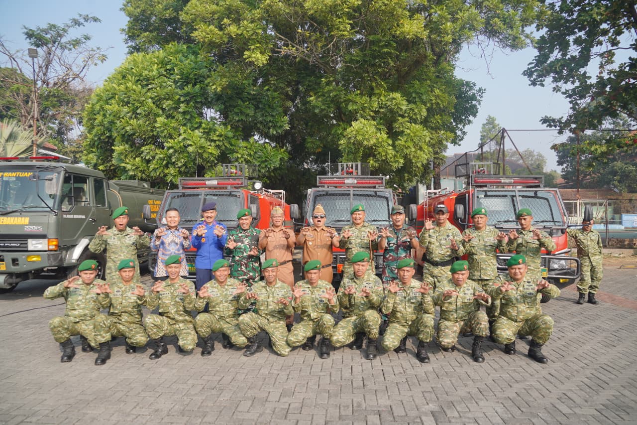 Sinergi dengan TNI, Pemkab Garut Perkuat Armada Tanggap Kebakaran
