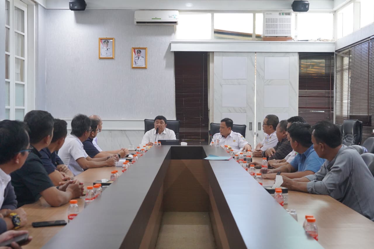 Distribusi Pupuk Subsidi di Garut Capai 50 Persen, Pemkab Dorong Petani Lengkapi Data RDKK