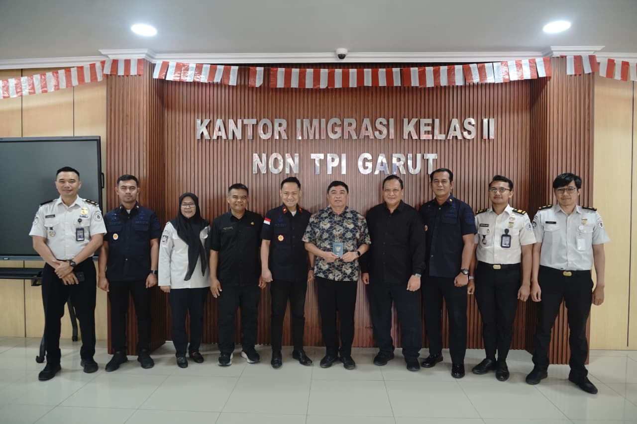 Bupati Garut Nilai Layanan Imigrasi Cepat dan Transparan, Warga Diajak Manfaatkan Fasilitas Paspor