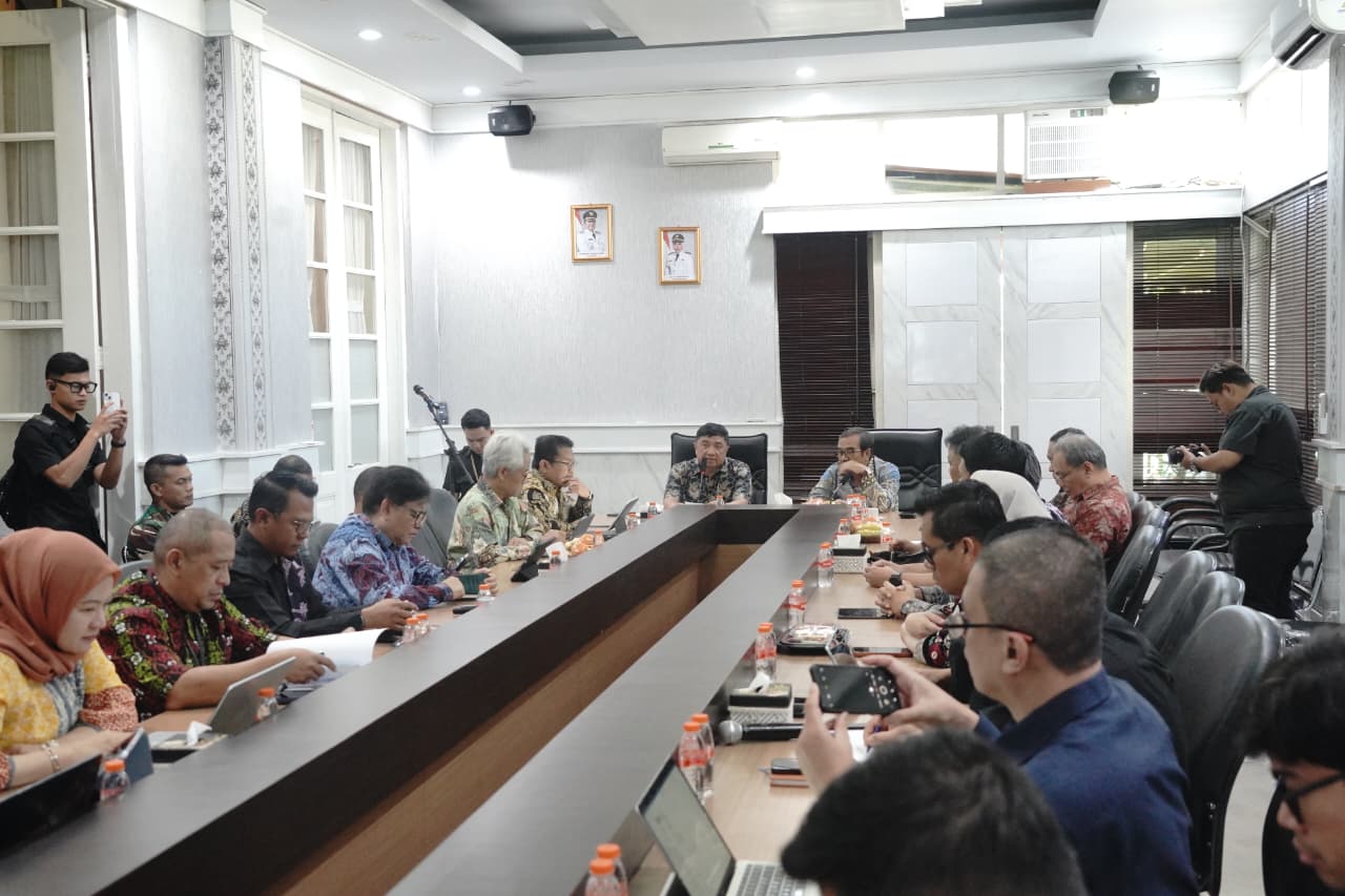 Pemkab Garut dan DEN Percepat Pengembangan Potensi Panas Bumi