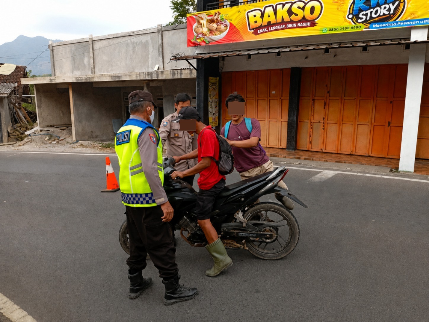 Tekan Gangguan Kamtibmas, Polsek Bungbulang Sita 19 Knalpot Brong