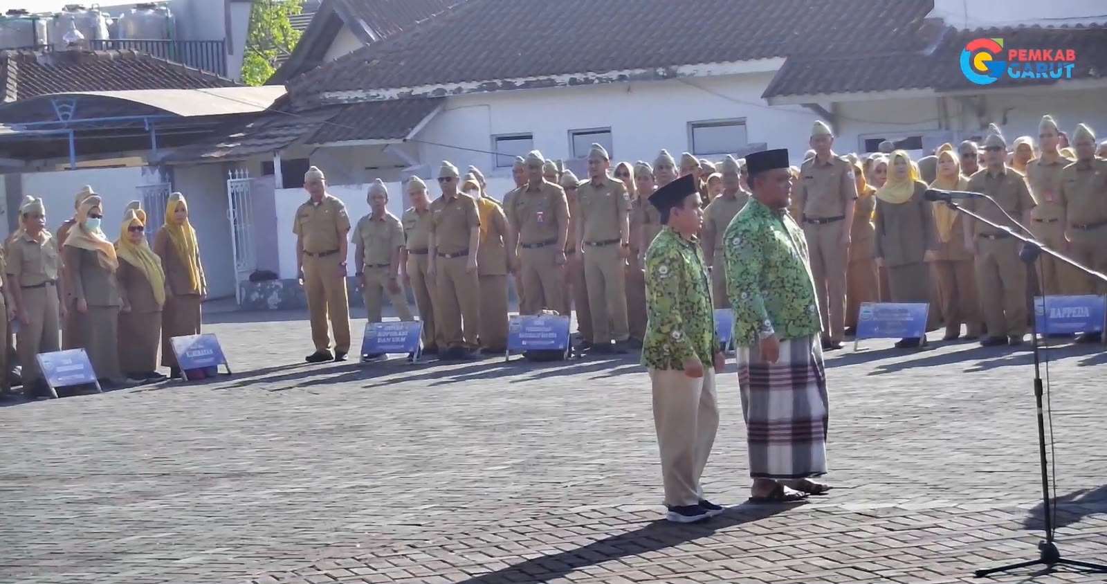 Tiga Pengurus DMI Garut Berangkat Umrah, Sekda Nurdin Yana Titip Doa untuk Kemajuan Daerah