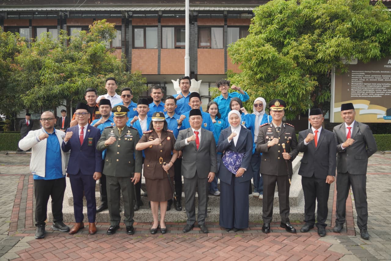 Sumpah Pemuda ke-98, Bupati Garut Dorong Generasi Muda Berkarakter, Kreatif, dan Peduli Sesama
